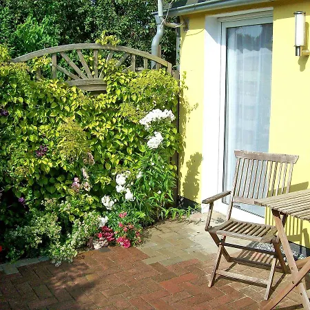 Ferienhaus Sagard Rueg 751 *